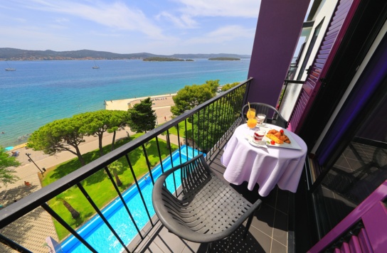 Srpanjski Getaway u Hotelu Adriatic